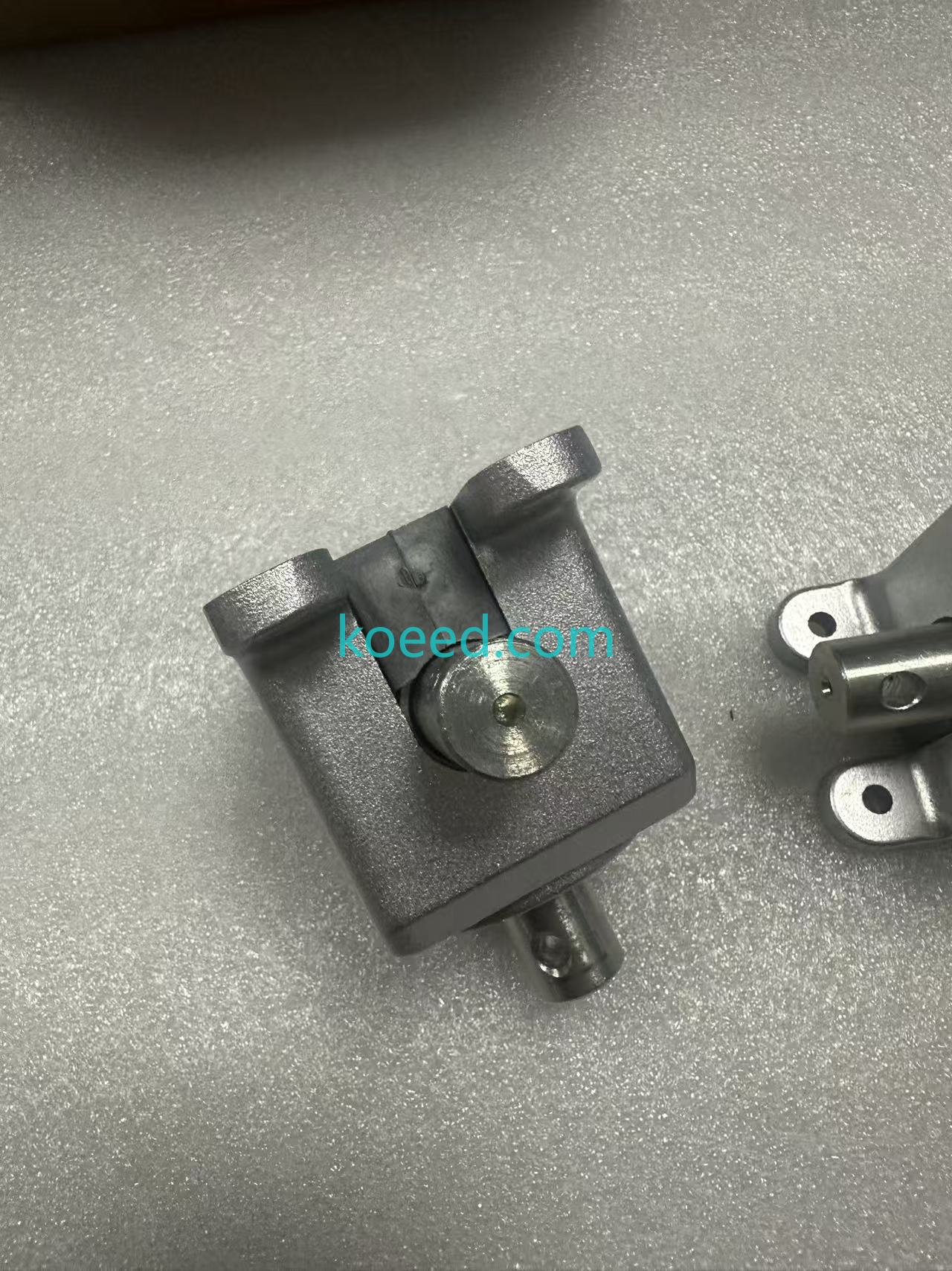 Right angle steering gear - Koeed Fashion View